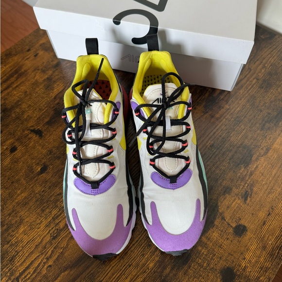 Nike air max 270 react in women’s size 8.5 - Picture 5 of 6